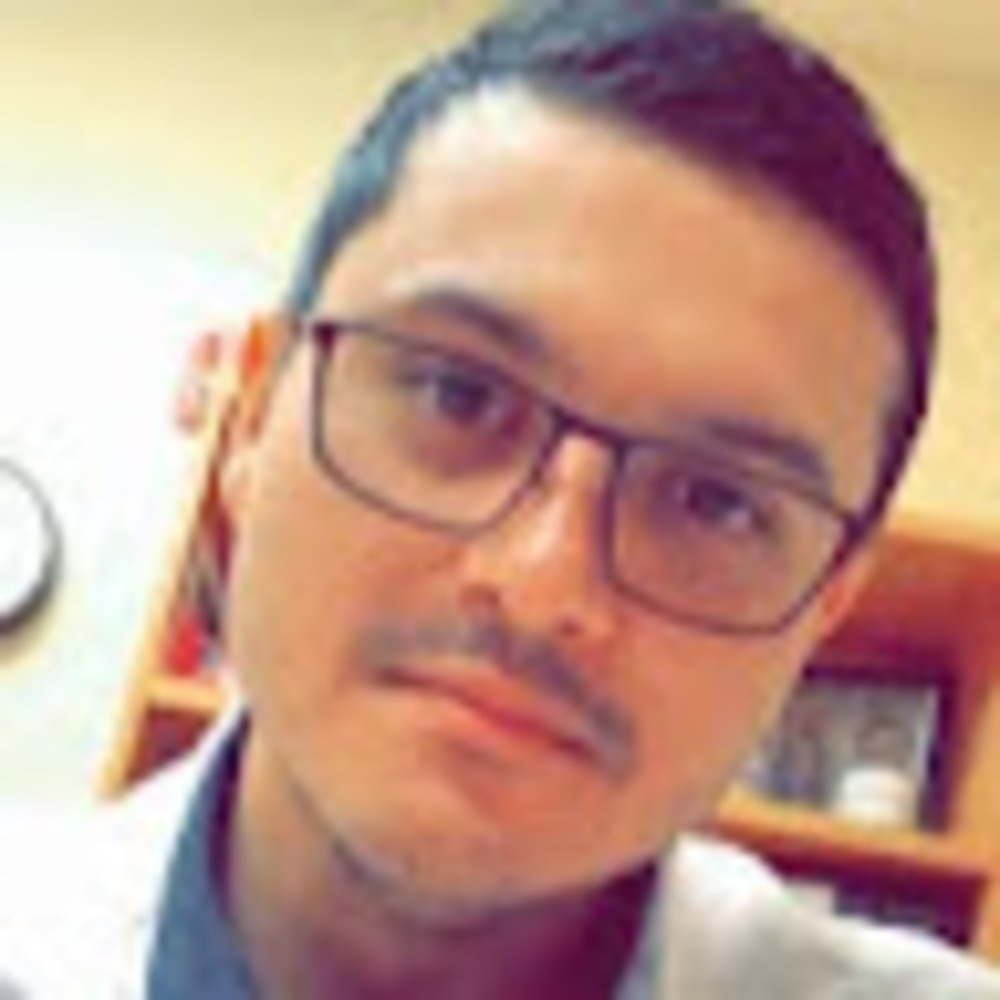 Meet your Posher, Luis